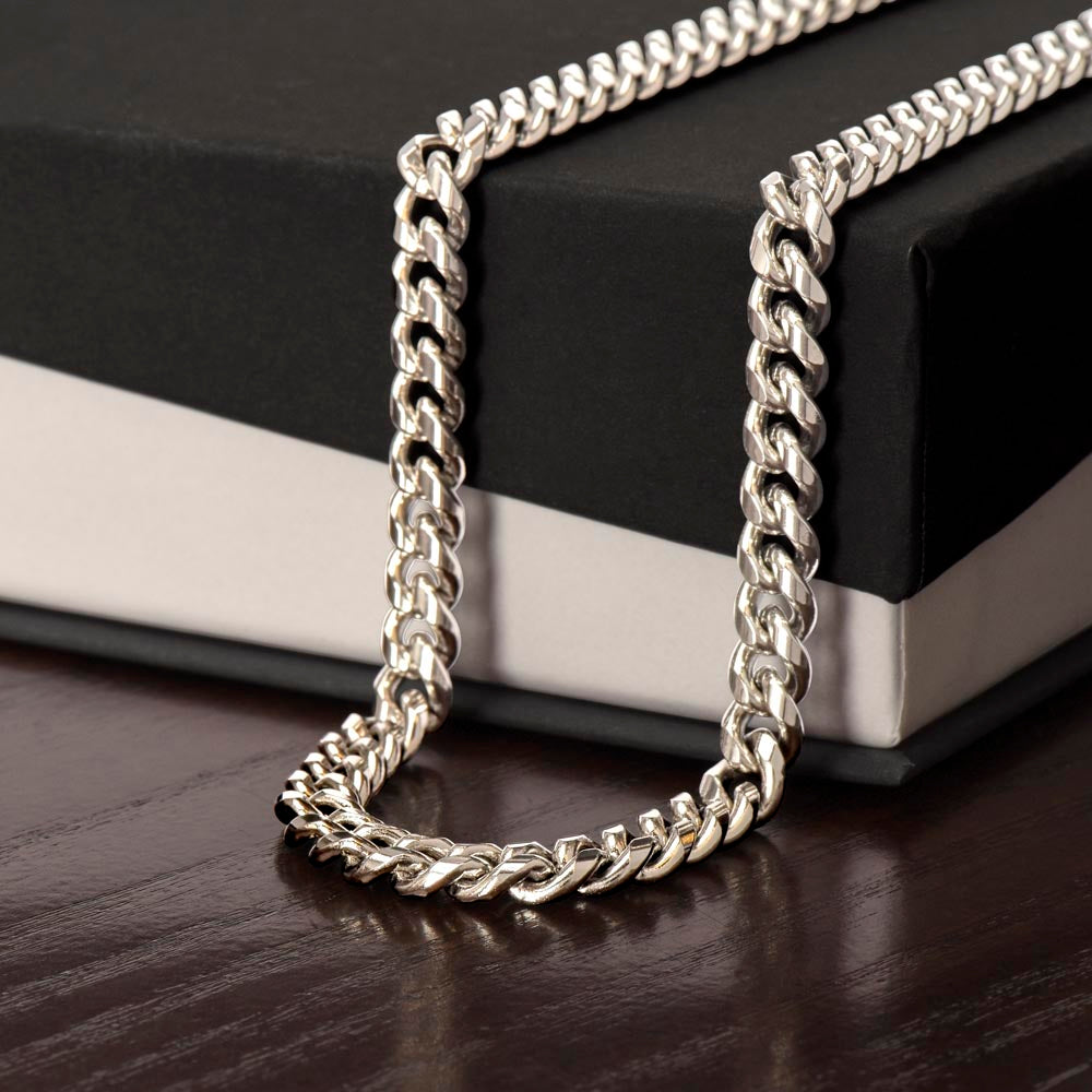 "Classic Cuban Chain for Men – Perfect Gift for Any Occasion"