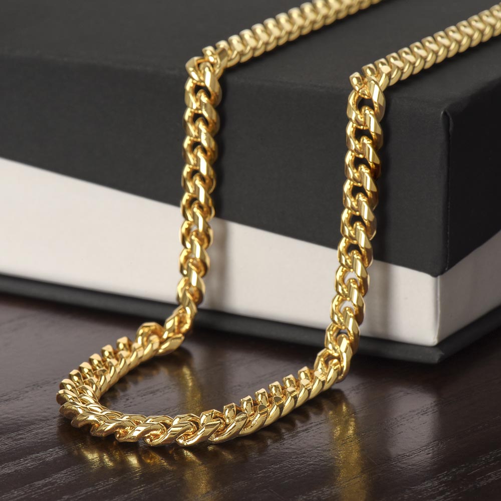 "Classic Cuban Chain for Men – Perfect Gift for Any Occasion"